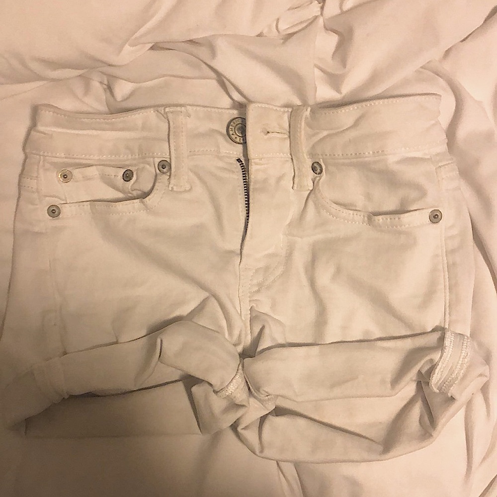 american eagle white jean shorts
